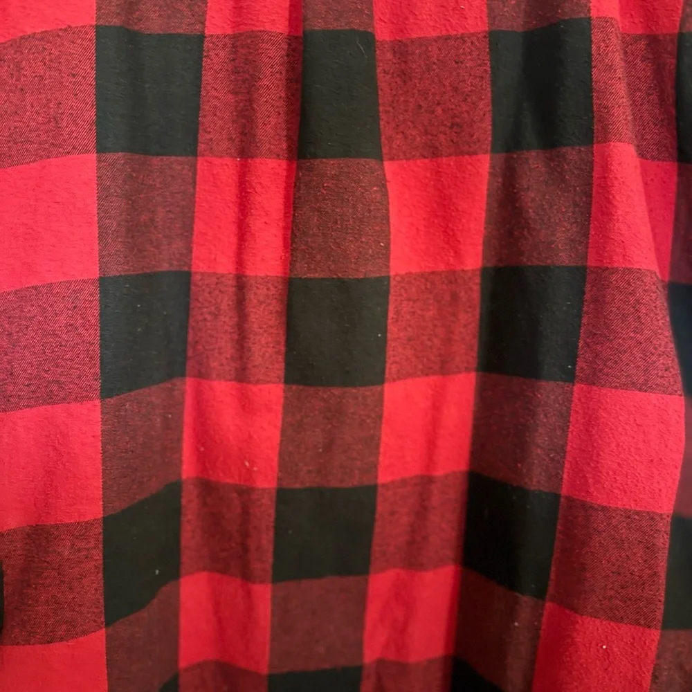 Rugged Wear Red and Black Plaid FLANNEL SHIRT - Picture 8 of 8